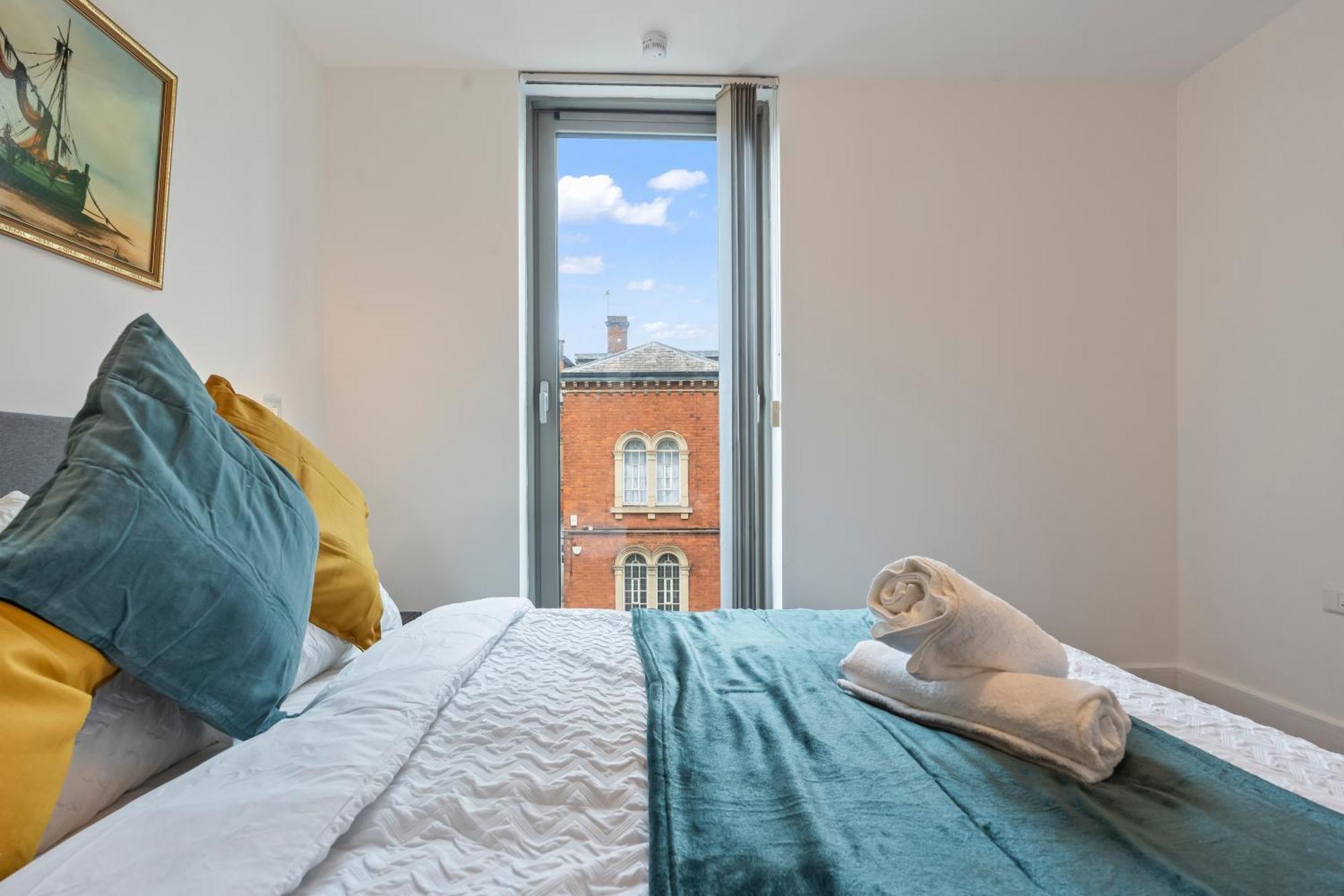 Heart Of City Centre Luxury Apartment With Secure Underground Parking バーミンガム エクステリア 写真